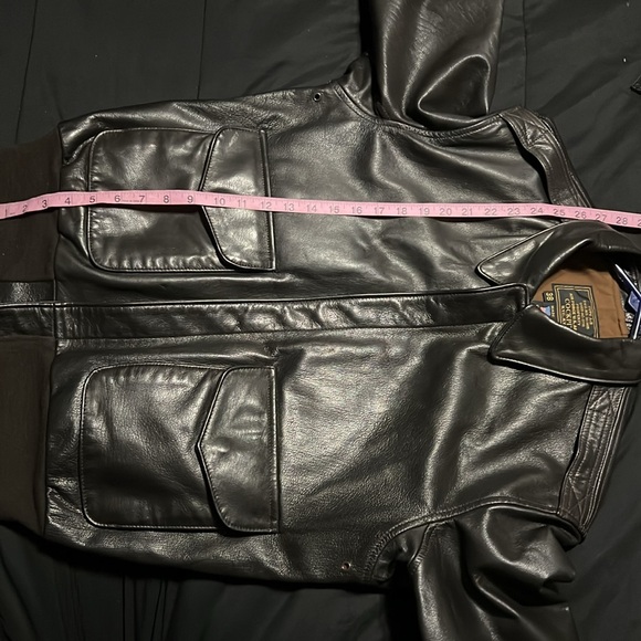 Men's Black Leather Jacket - Picture 7 of 12